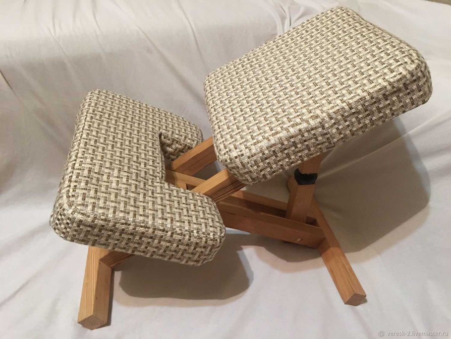 Коленный стул деревянный