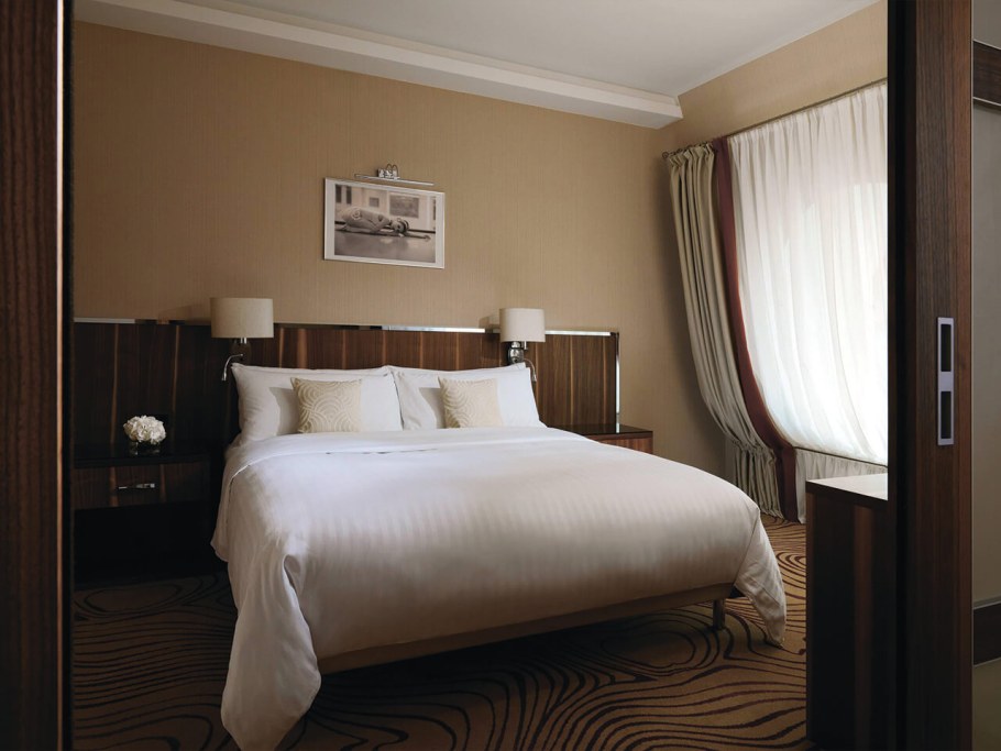 Мариотта Новосибирск гостиница