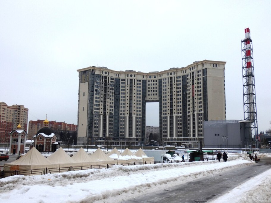 Недостроенная гостиница в Щелково
