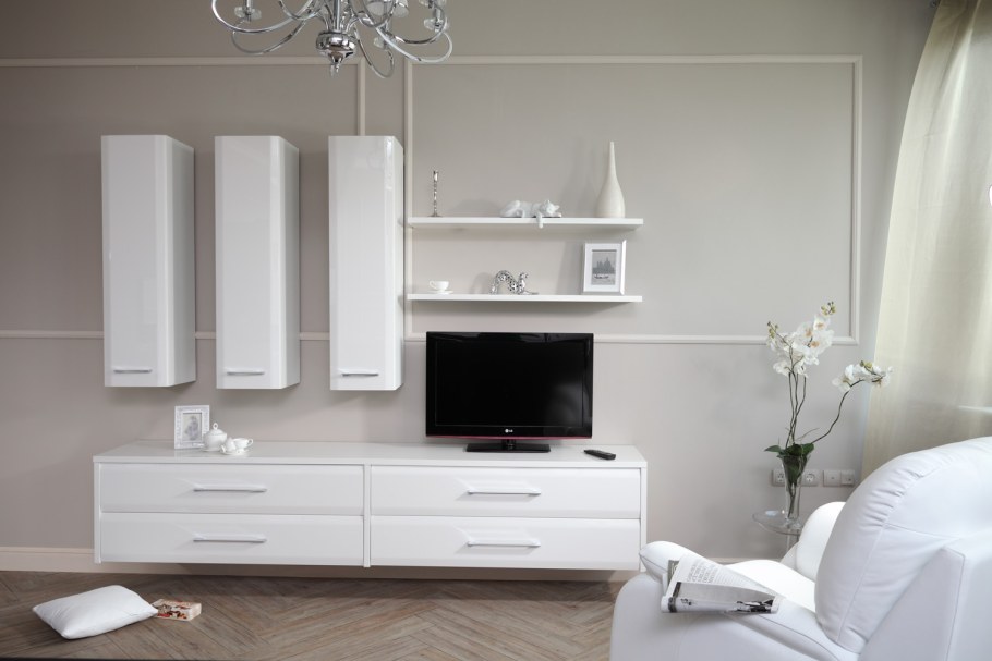 Белая мебель в гостинной икеа