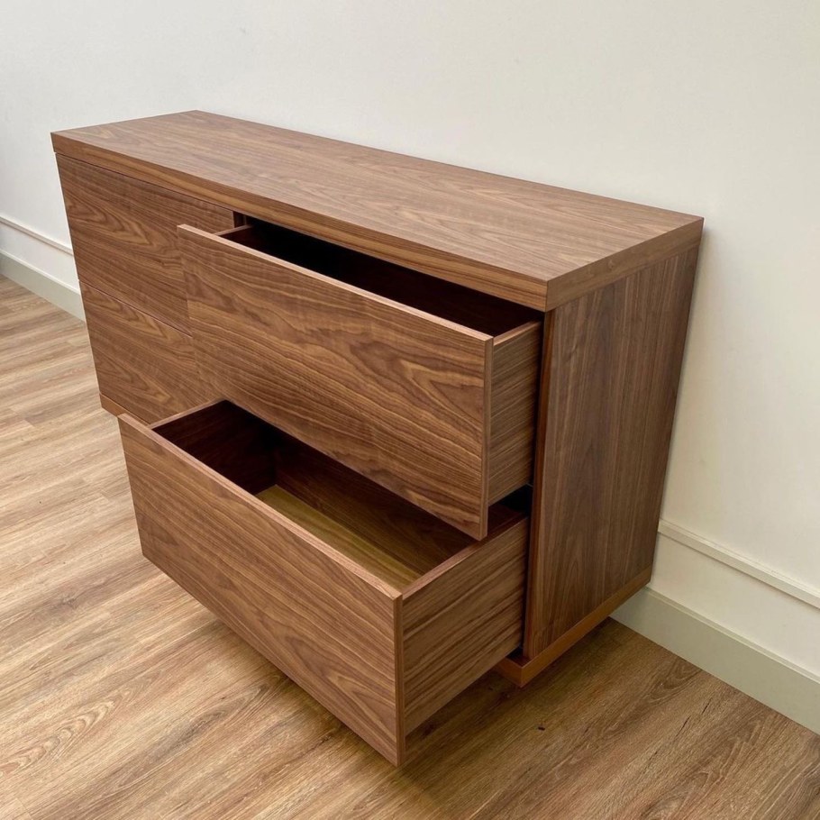 Комод из шпона