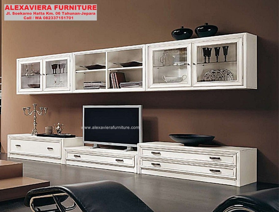 Стенка Modenese Gastone