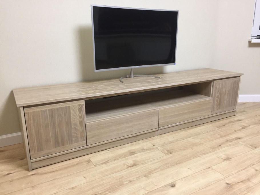 Тумба под ТВ дуб золотой