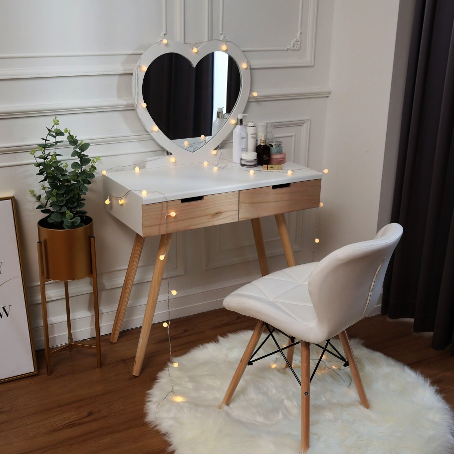 Кресло для туалетного столика