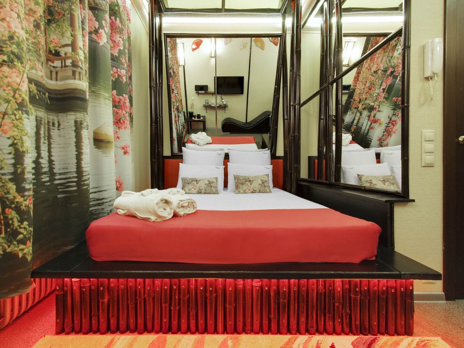 Подушкин Япония