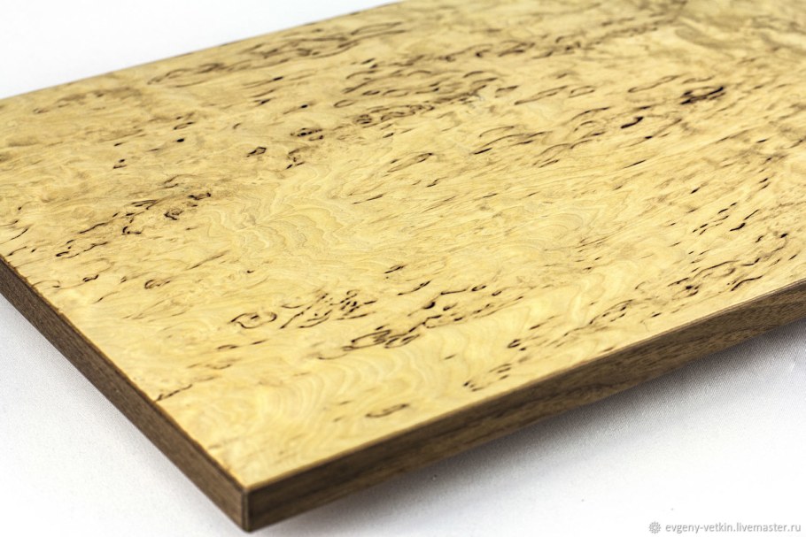 Шпон Капа карельской березы