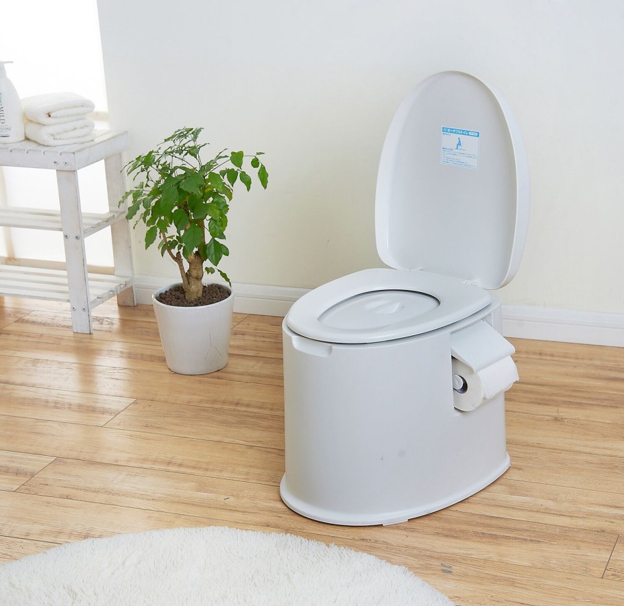 Туалет переносной пластиковый