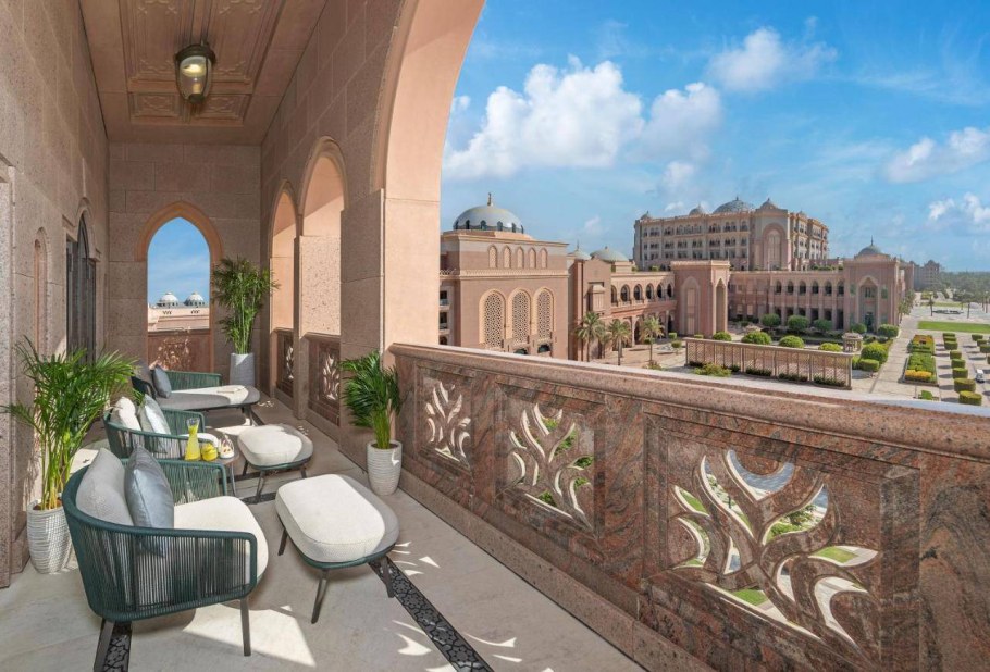 Emirates Palace в Абу-Даби