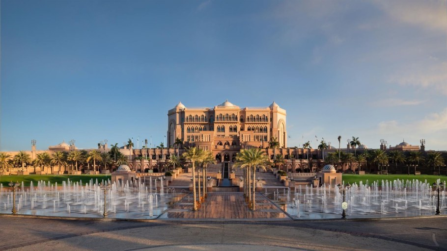 Emirates Palace в Абу-Даби
