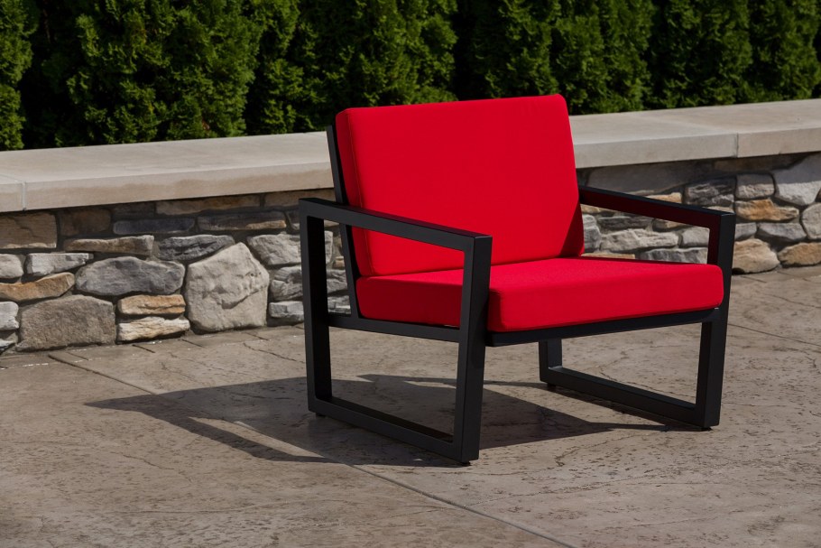 Кресло на металлокаркасе