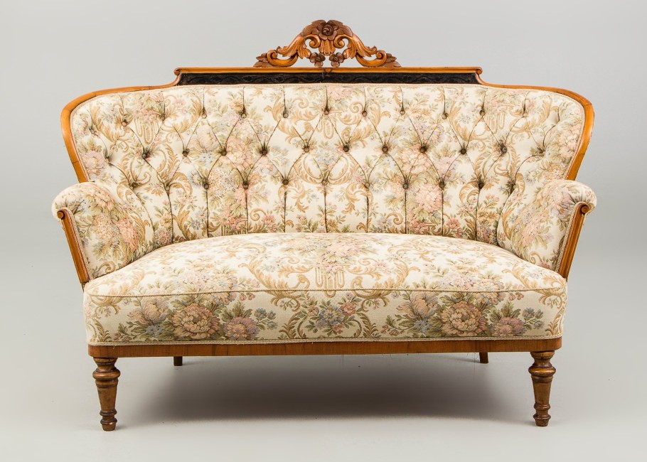 Мягкая мебель канапе