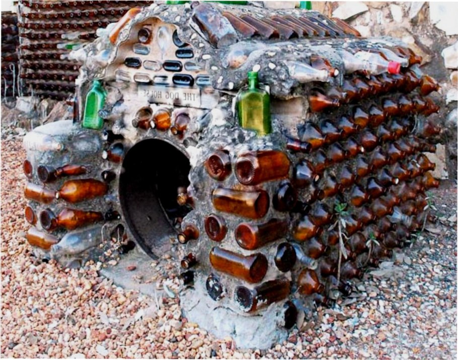 Домик из бутылки