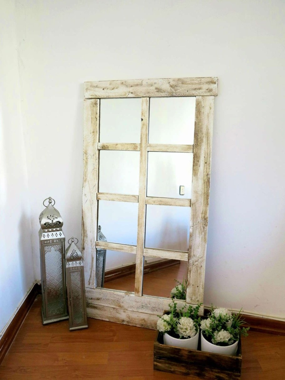 Декоративные оконные рамы