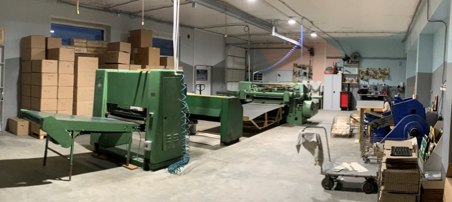 Лущильный станок для производства шпона рауте