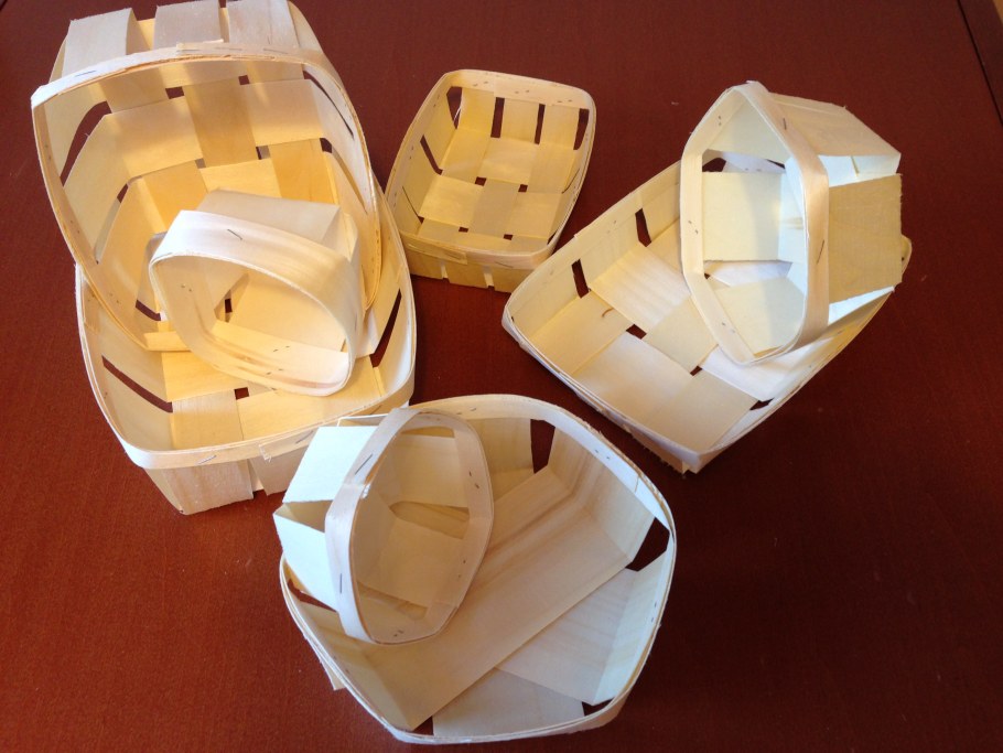 Упаковка из шпона для фруктов