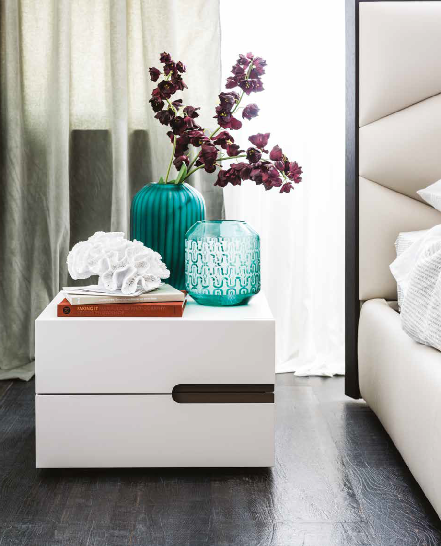 Тумба прикроватная Стронг 13.242 белая