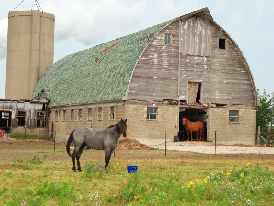 Старинная кладка кирпича Амбар