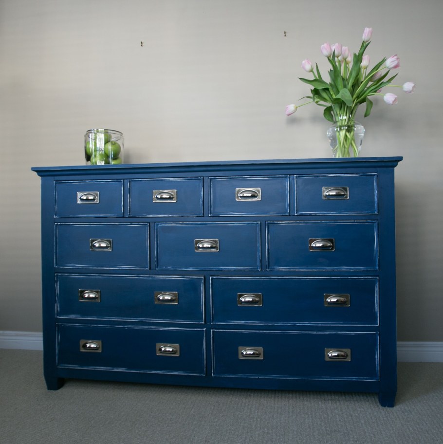 Комод голубой