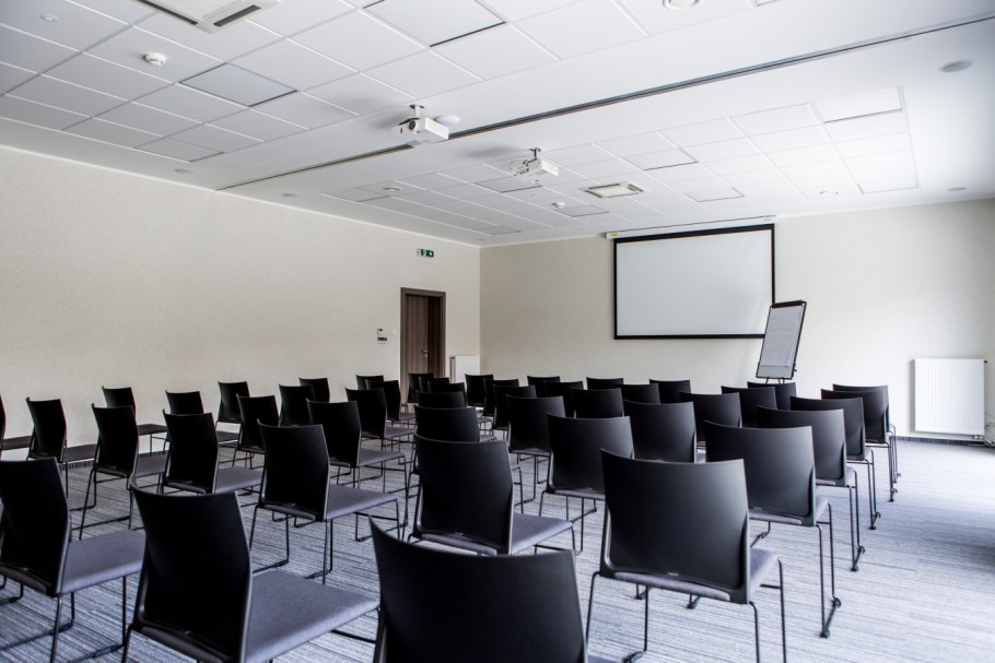 Стулья для конференц залов