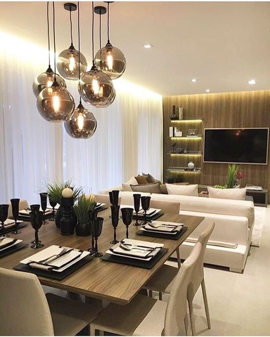 Гостиная с обеденным столом