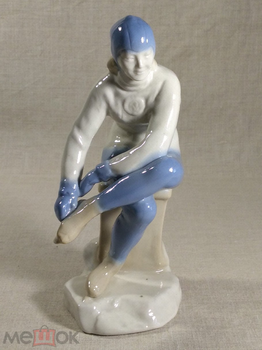 Фарфор Артель конькобежка Скобликова