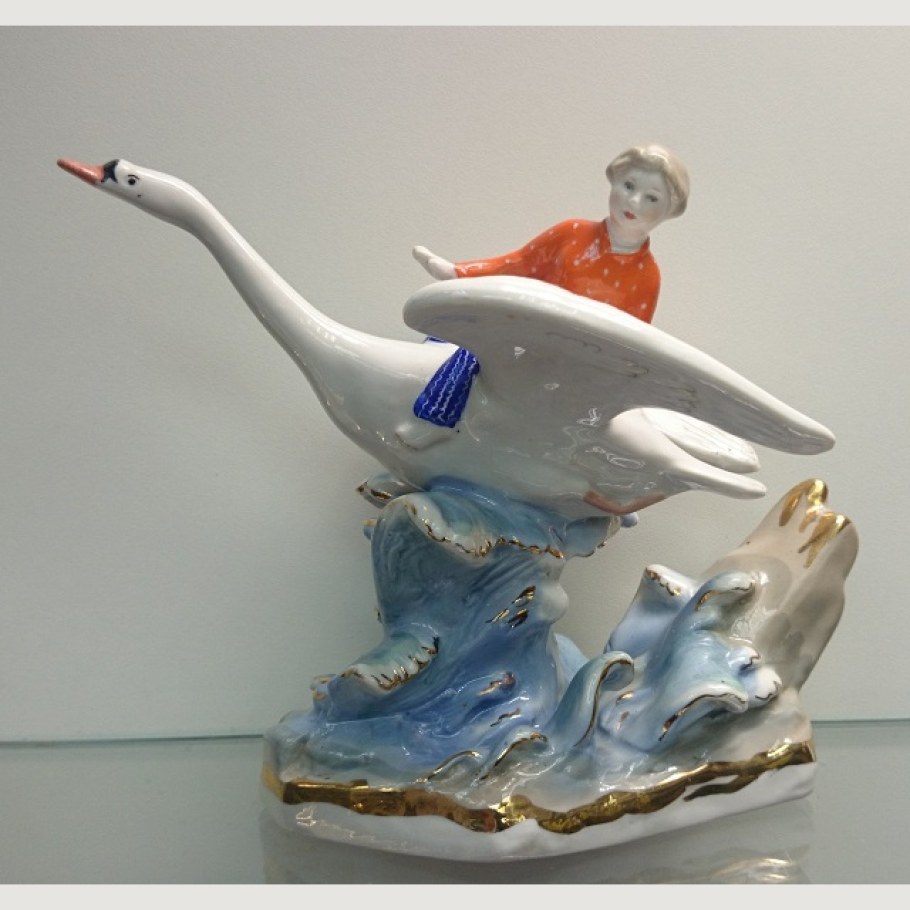 Статуэтка гуси лебеди Дулево