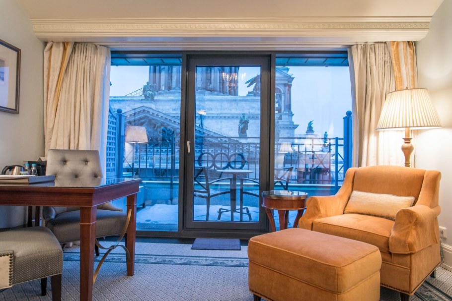 Отель four Seasons Санкт-Петербург
