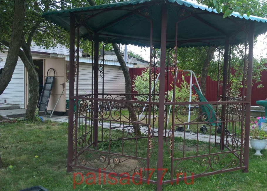 Беседка шестигранная металлическая фото