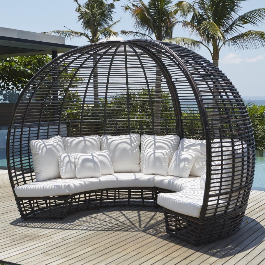 Садовая беседка Блисс из ротанга