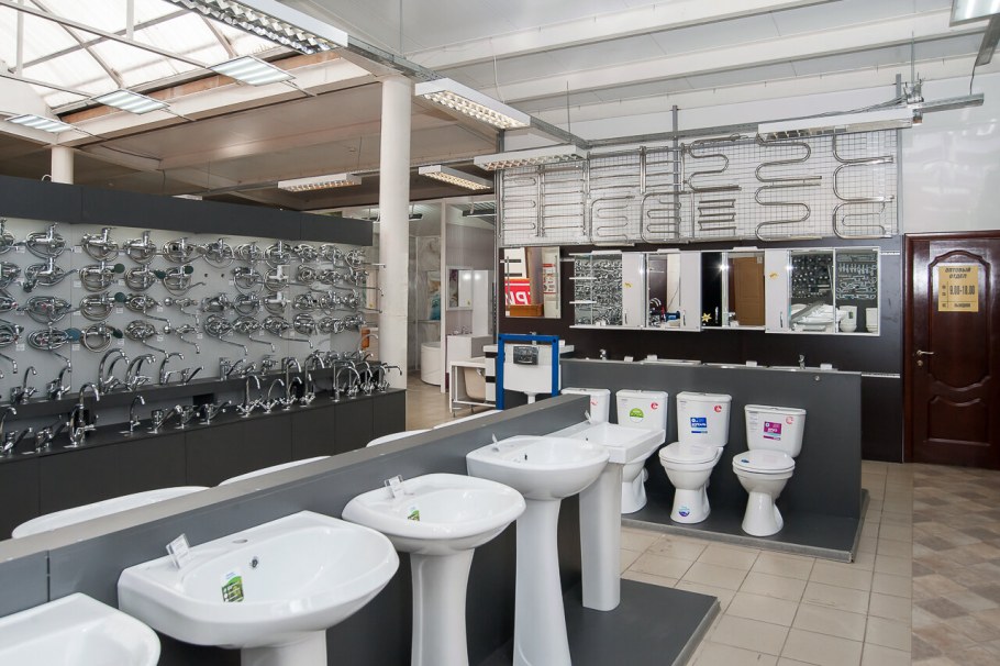 Торговый зал сантехника