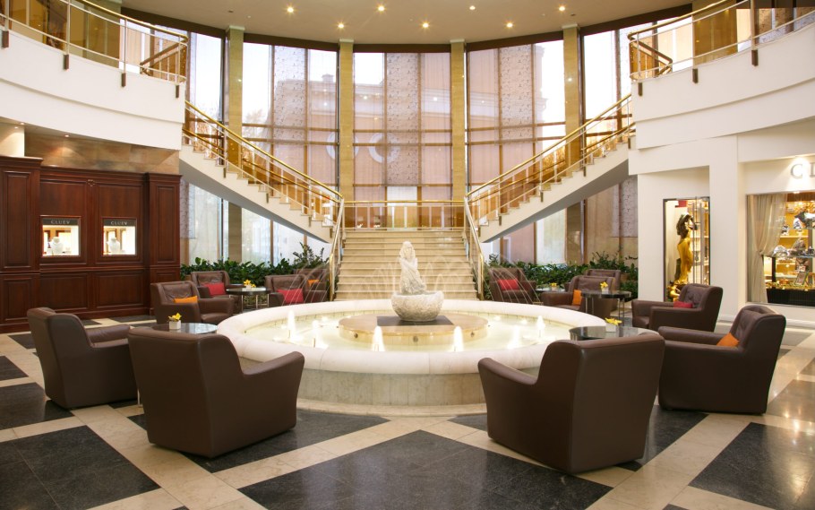 Отель «Рэдиссон САС-Славянская»