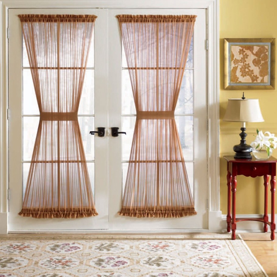 Шторы кафе в интерьере