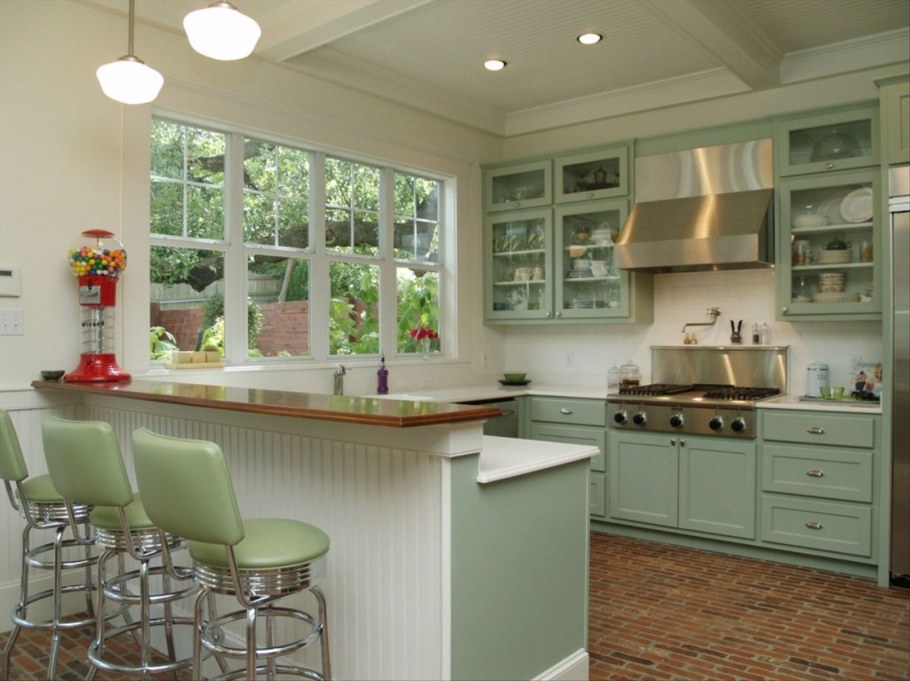 Кухня Прованс с барной стойкой