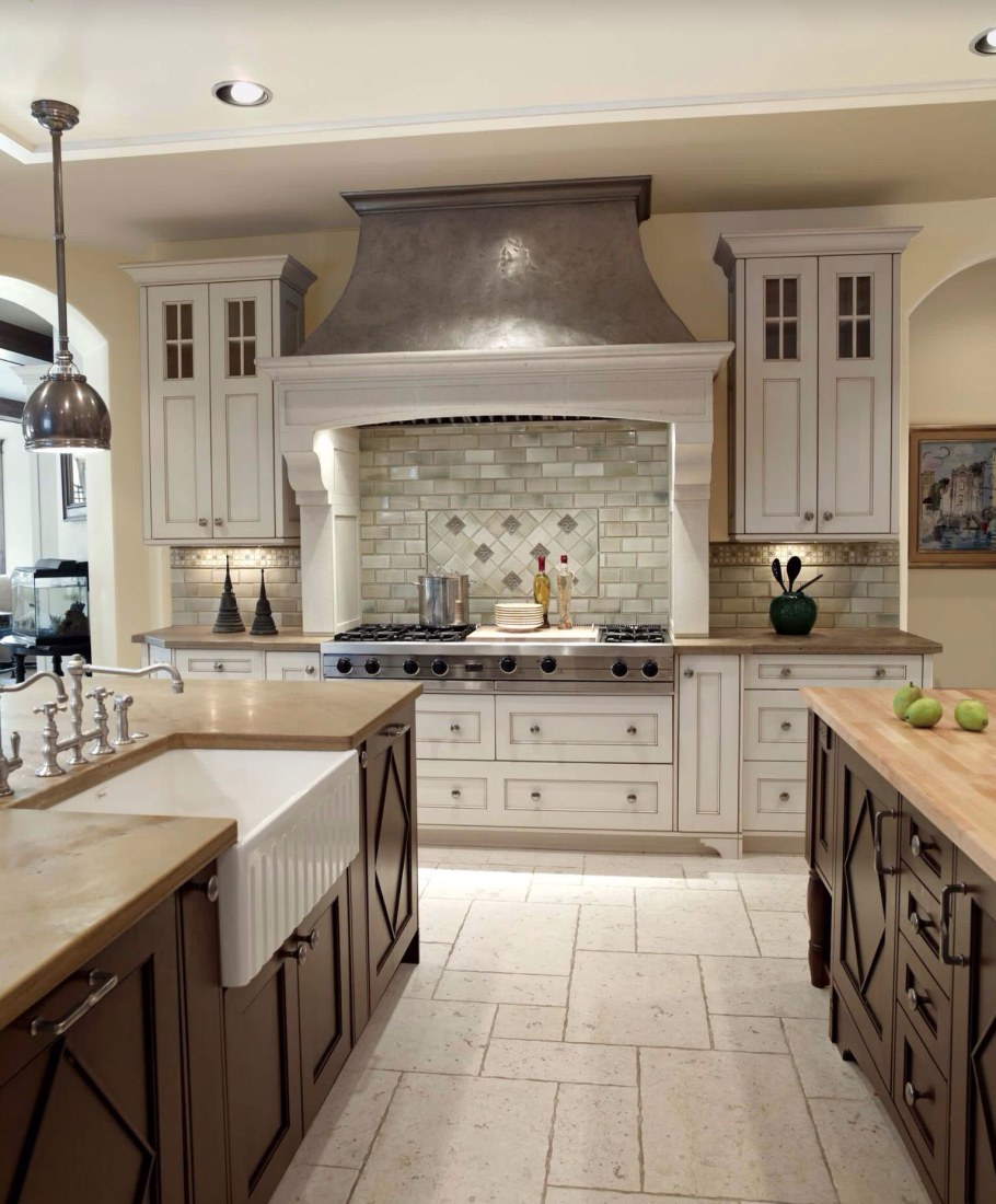 Фартук для кухни в частном доме