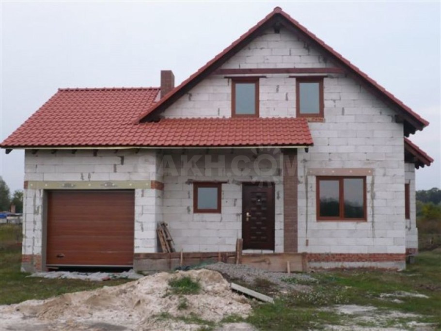 Дом из газобетона с гаражом