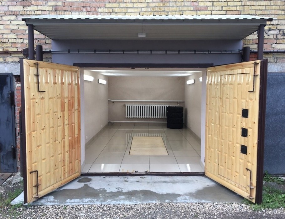 Обустройство металлического гаража