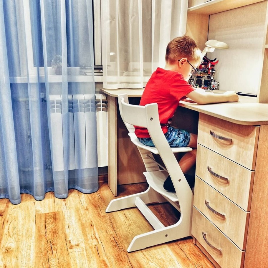 Идеальный стул для школьника