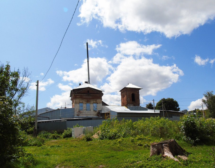 Уездный город Крапивна