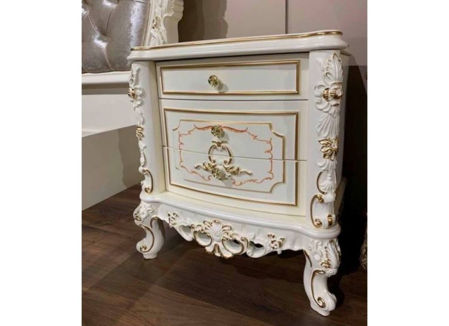 Тумба в спальню Королевская