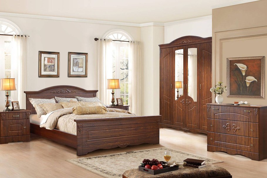 Турин Пинскдрев спальня