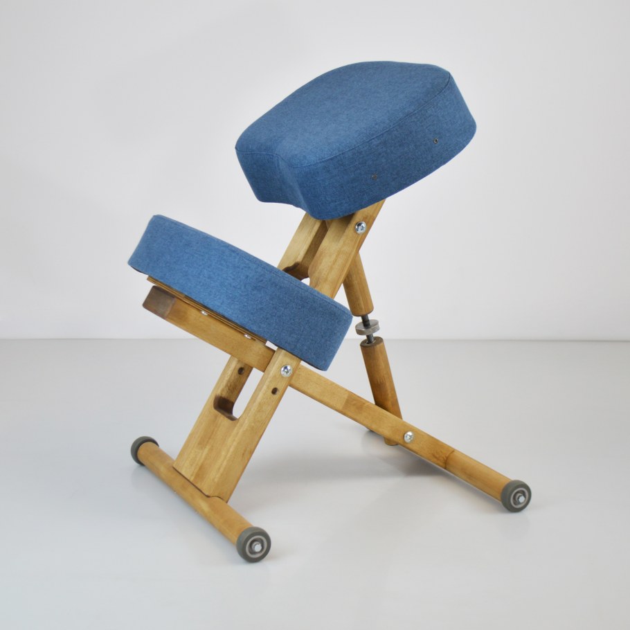 Стул ортопедический офисный