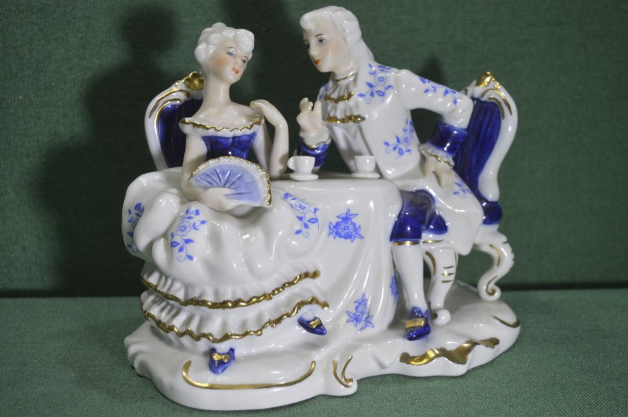 Фарфоровая статуэтка CDC collection Rococo