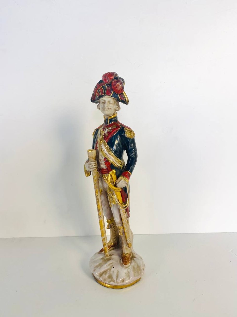 Старинная статуэтка братья