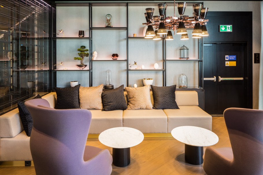 Интерьер отеля Хилтон