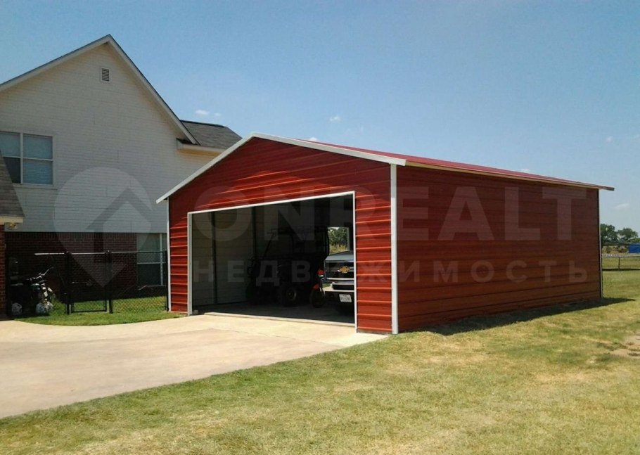 Небольшой гараж