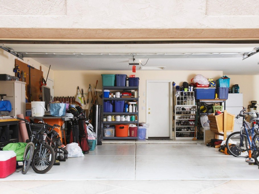 Гараж в США внутри