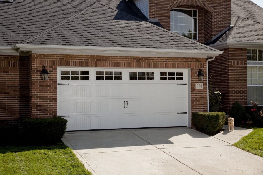 Гаражные ворота в американском стиле