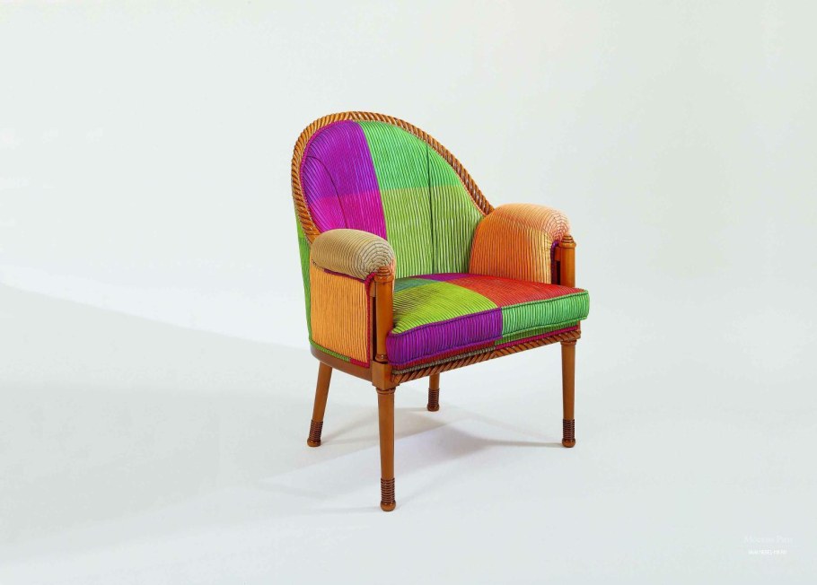 Кресло в стиле Фьюжн