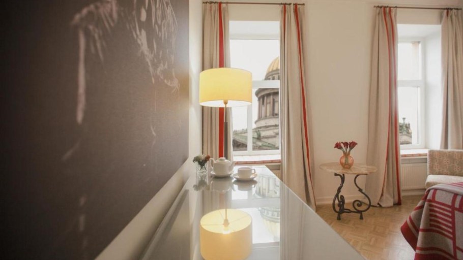 Отель у Исаакиевского собора Англетер