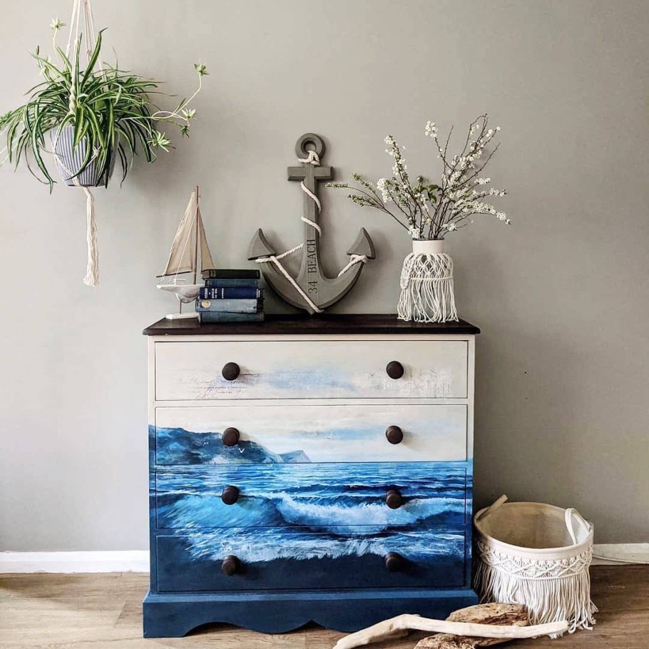 Тумба в морском стиле